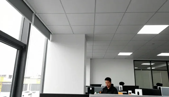 沈阳鲸奇建筑装饰有限公司助力企业提升商铺装修能力